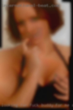 looking for fuck buddy for me and my girlfriend